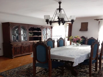 Moradia T4 para Venda em Gemieira