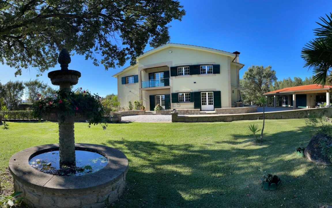 Moradia T4 para Venda em São Pedro de Arcos Foto 2