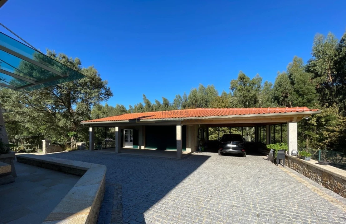 Moradia T4 para Venda em São Pedro de Arcos Foto 8