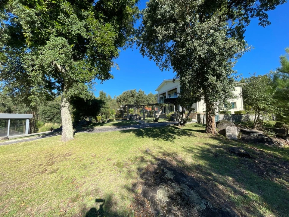 Moradia T4 para Venda em São Pedro de Arcos Foto 53