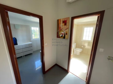 Moradia T4 para Venda em São Pedro de Arcos