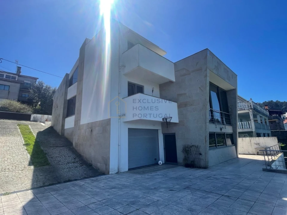 Moradia T4 para Venda em Vila Praia de Ancora Foto 7