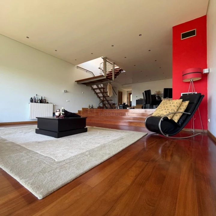 Moradia T4 para Venda em Vila Praia de Ancora Foto 19