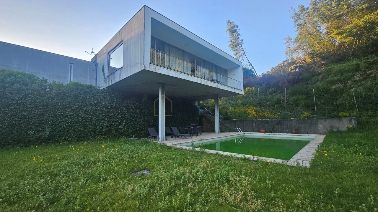 Moradia T3 para Venda em Fornelos e Queijada Foto 25