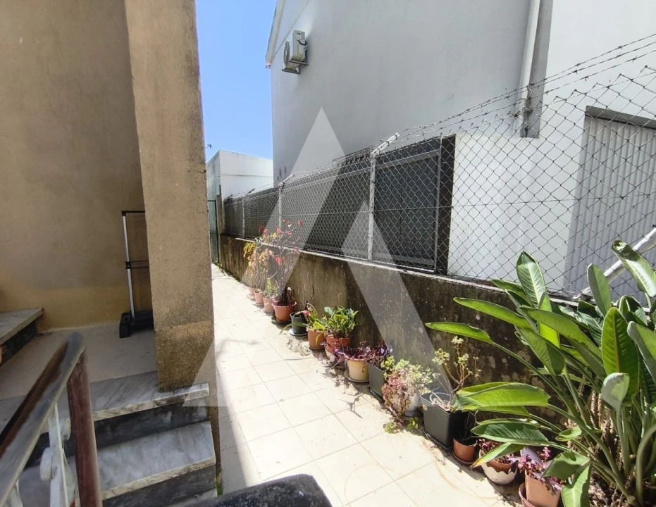 Moradia T6 para Venda em Lumiar Foto 5