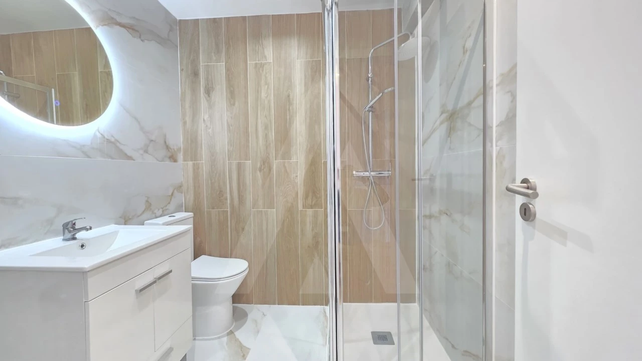 Apartamento T3 para Venda em Camarate, Unhos e Apelação Foto 7