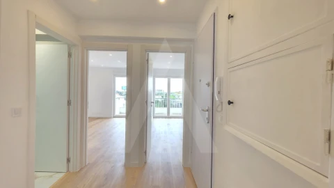 Apartamento T3 para Venda em Camarate, Unhos e Apelação