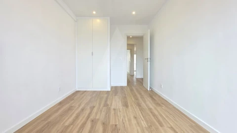 Apartamento T3 para Venda em Camarate, Unhos e Apelação