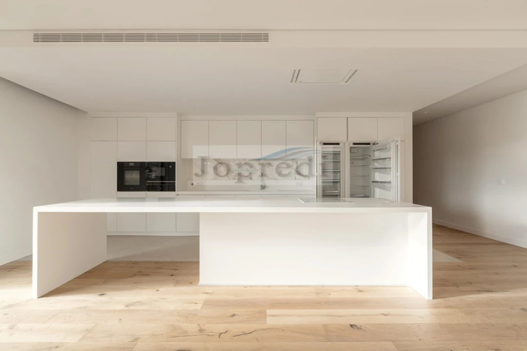 Apartamento T4 para Venda em Carcavelos e Parede Foto 2