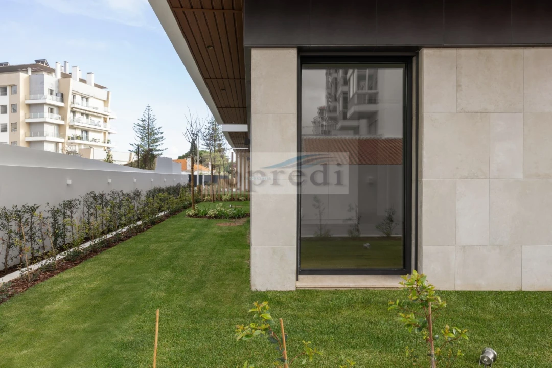 Apartamento T4 para Venda em Carcavelos e Parede Foto 27