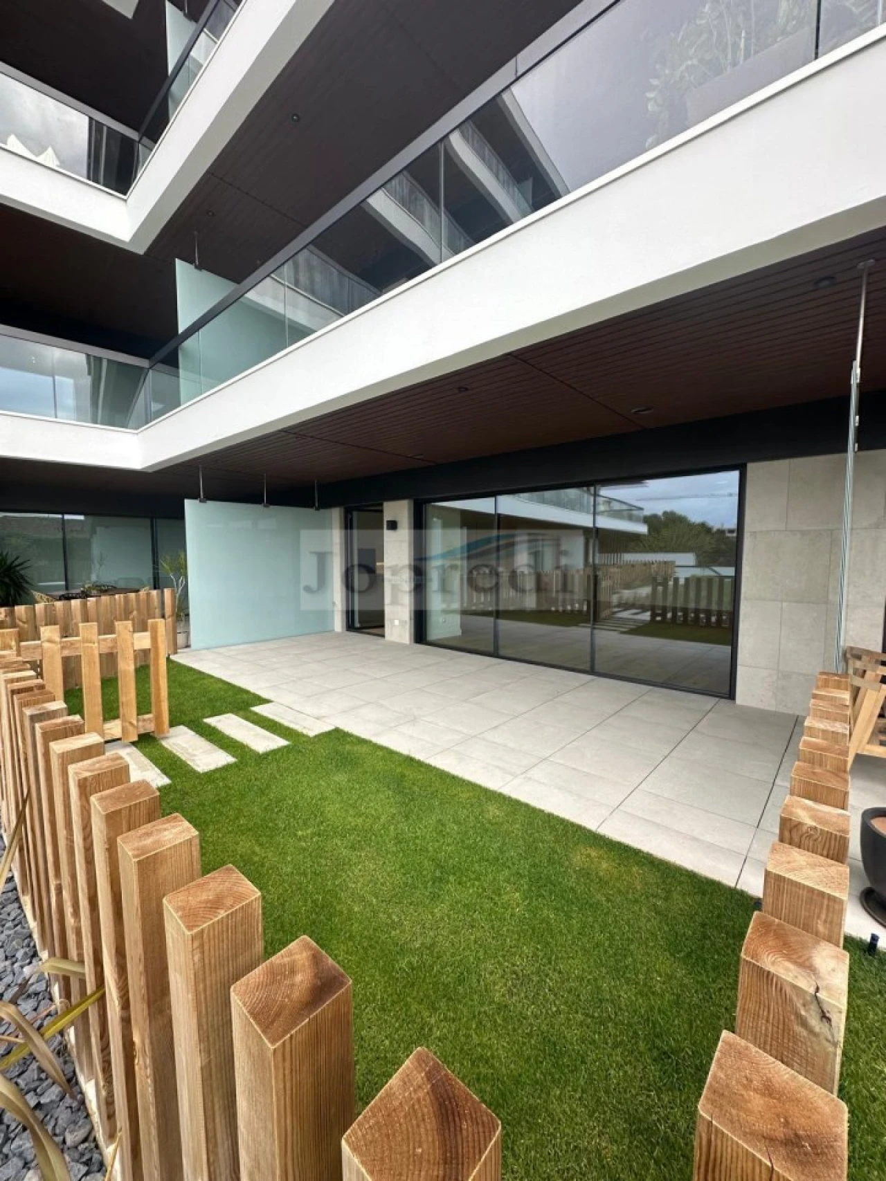 Apartamento T4 para Venda em Carcavelos e Parede Foto 33