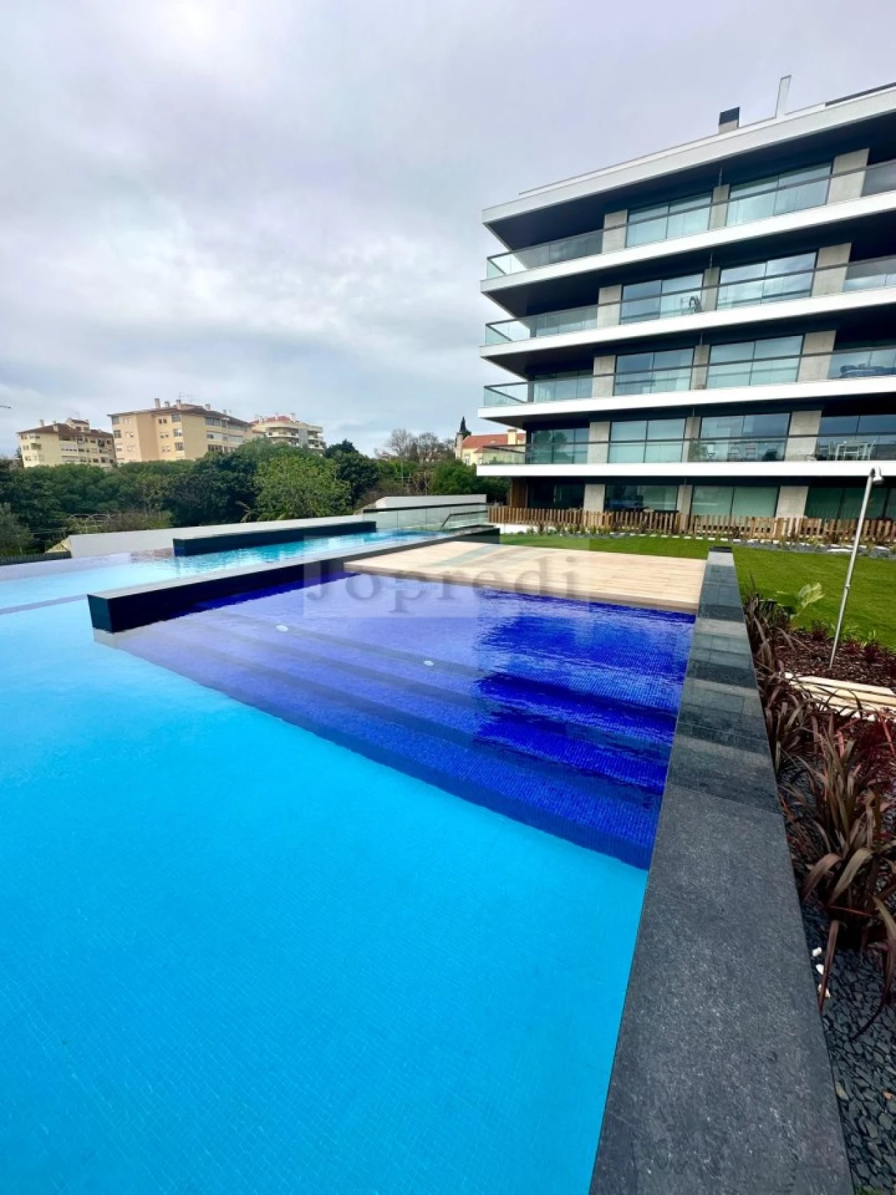 Apartamento T4 para Venda em Carcavelos e Parede Foto 55