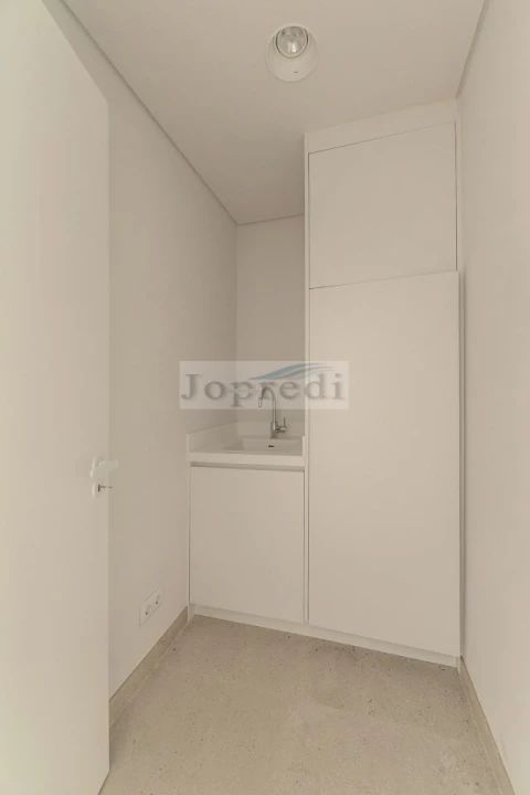 Apartamento T4 para Venda em Carcavelos e Parede