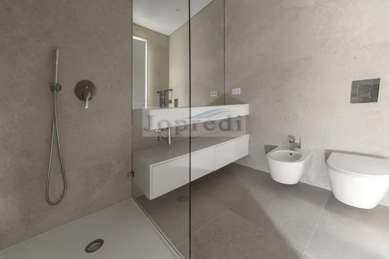 Apartamento T4 para Venda em Carcavelos e Parede Foto 22