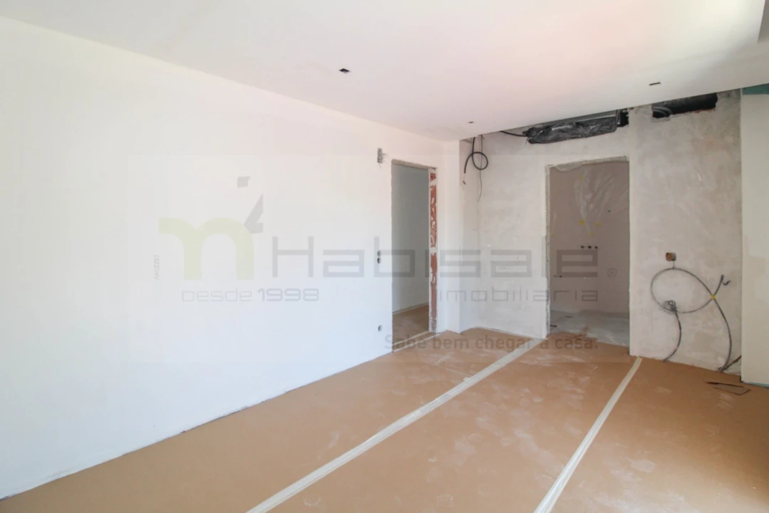 Moradia T5 para Venda em Ramada e Caneças Foto 31