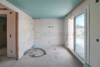 Moradia T5 para Venda em Ramada e Caneças
