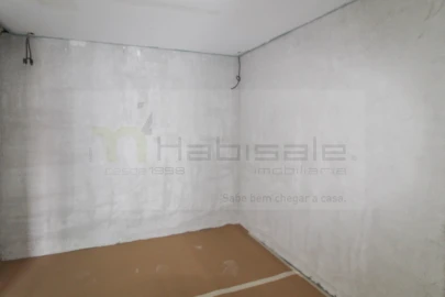 Moradia T5 para Venda em Ramada e Caneças