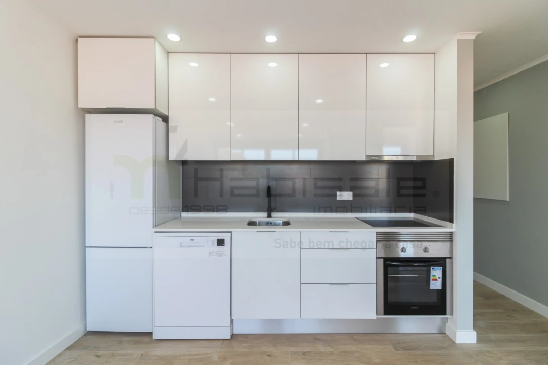 Apartamento T3 para Venda em Odivelas Foto 8