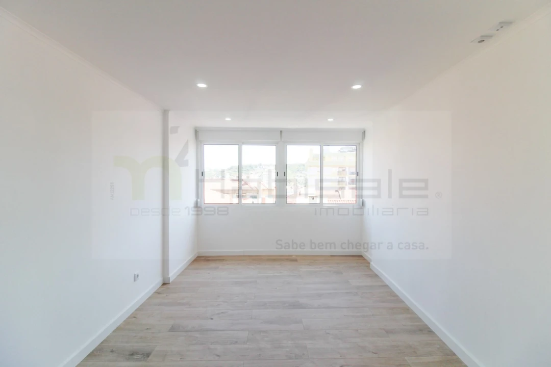 Apartamento T3 para Venda em Odivelas Foto 6