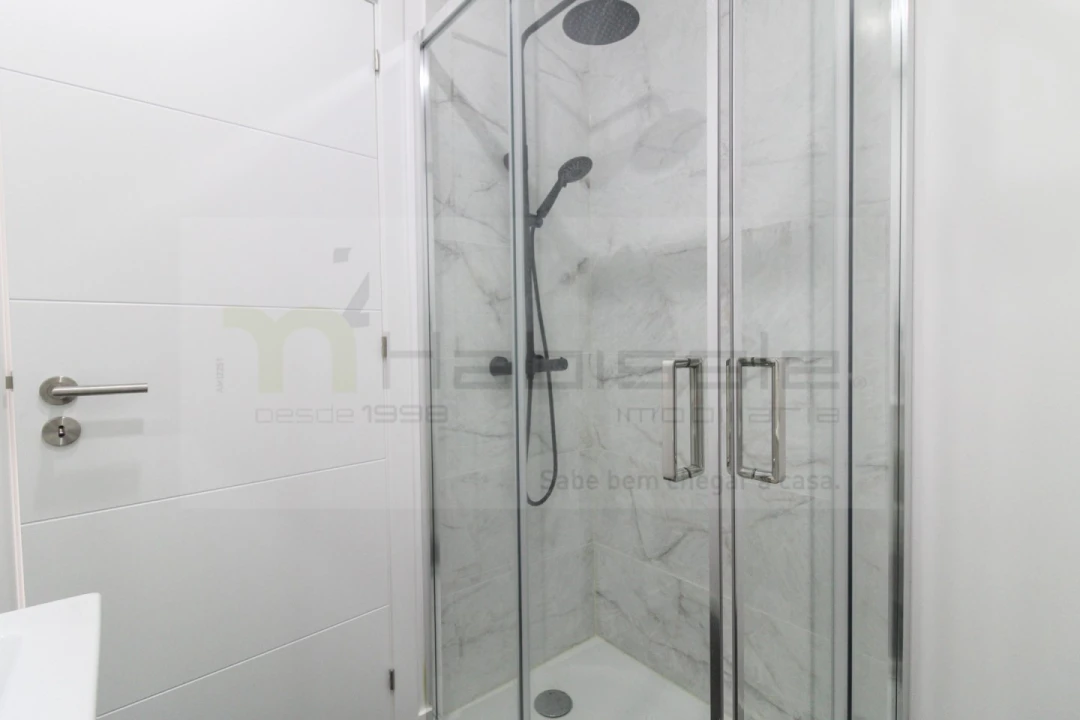 Apartamento T3 para Venda em Odivelas Foto 17