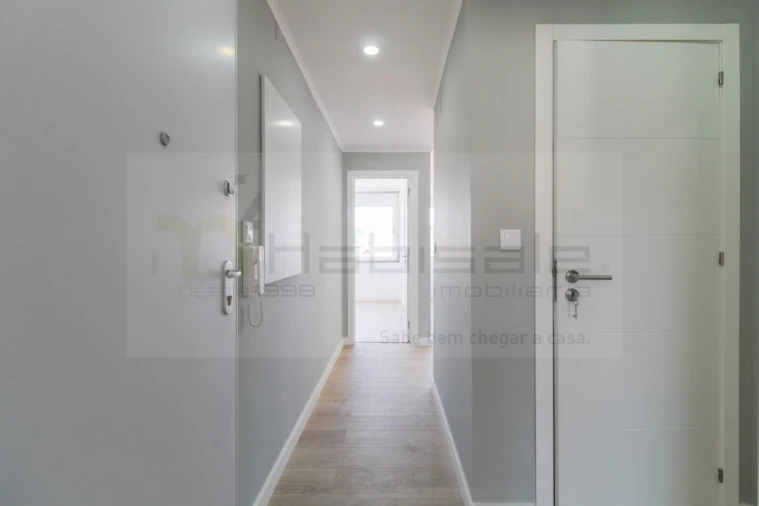 Apartamento T3 para Venda em Odivelas Foto 4