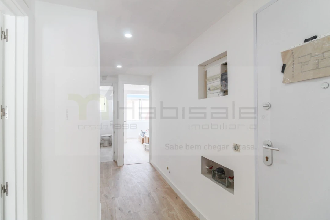 Apartamento T3 para Venda em Odivelas Foto 2