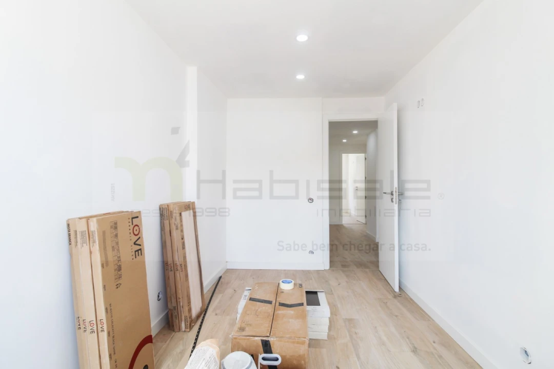 Apartamento T3 para Venda em Odivelas Foto 10