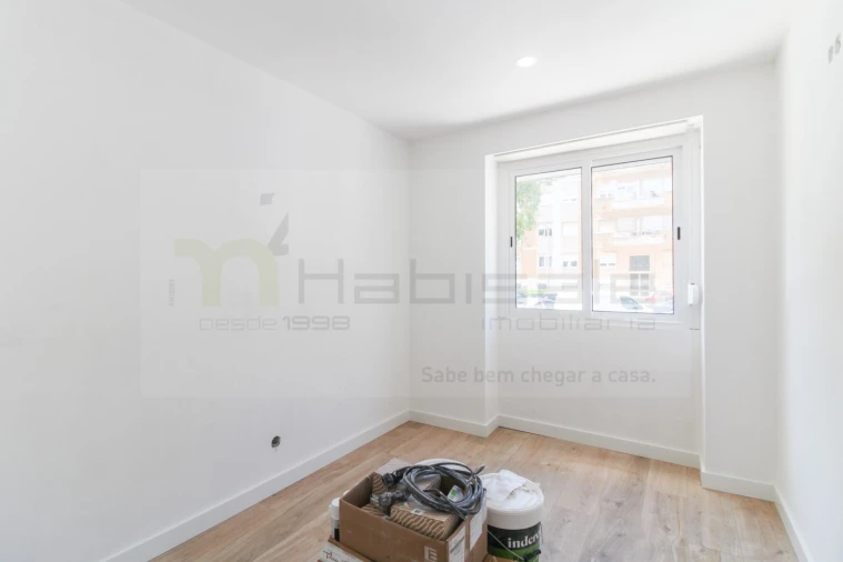 Apartamento T3 para Venda em Odivelas Foto 13