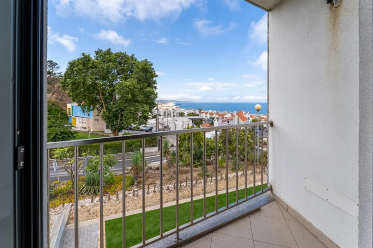 Apartamento T2 para Venda em Nazare Foto 10