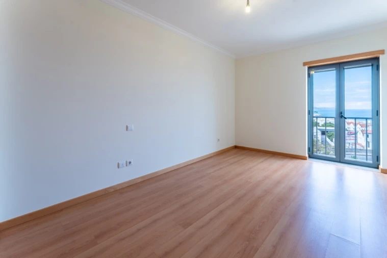 Apartamento T2 para Venda em Nazare Foto 16