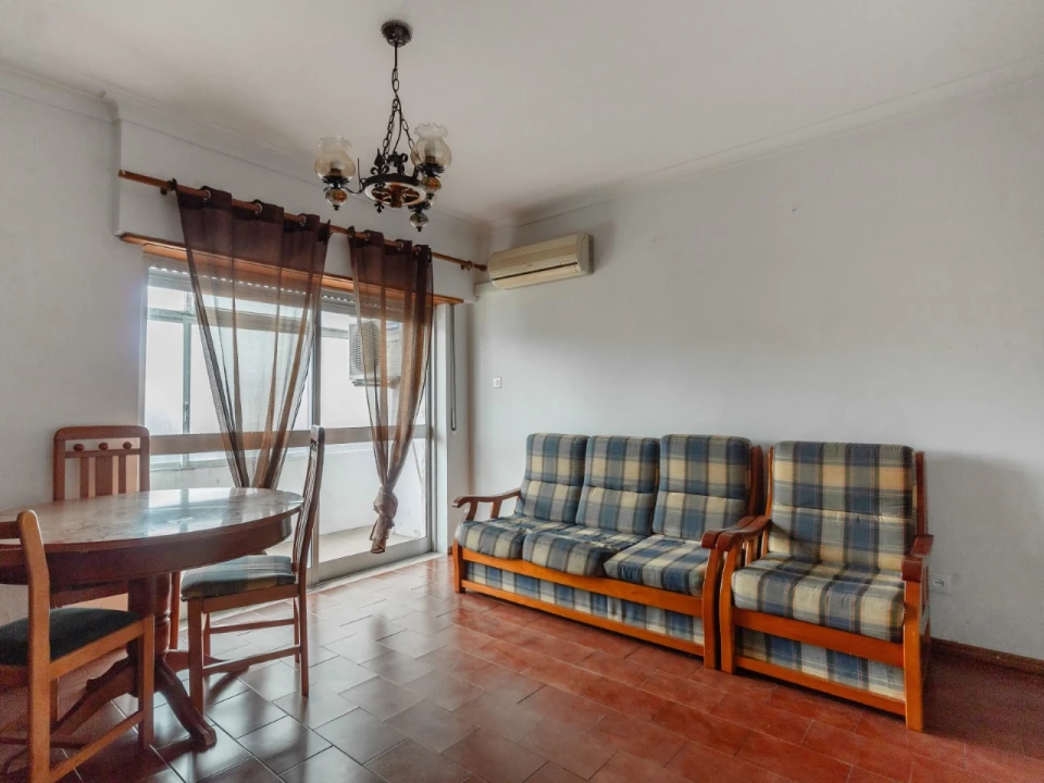 Apartamento T1 para Venda em Buarcos Foto 6