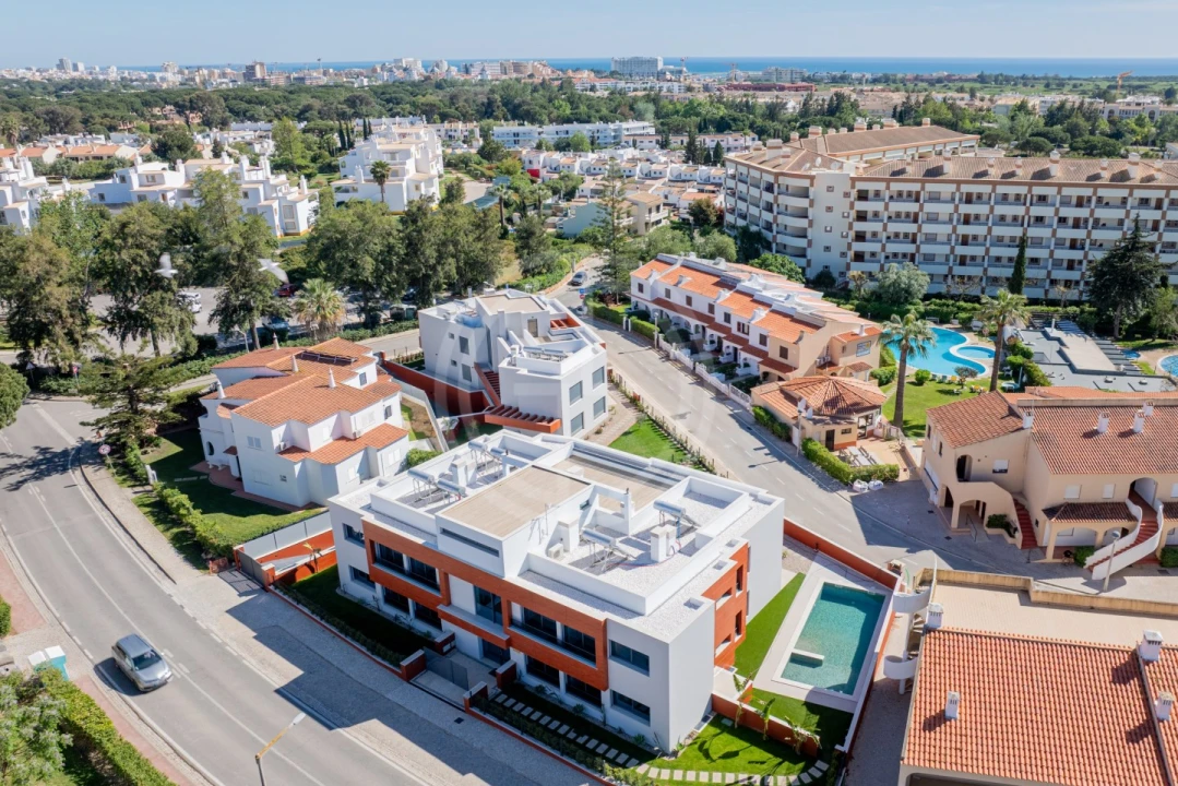 Apartamento T3 para Venda em Quarteira Foto 1