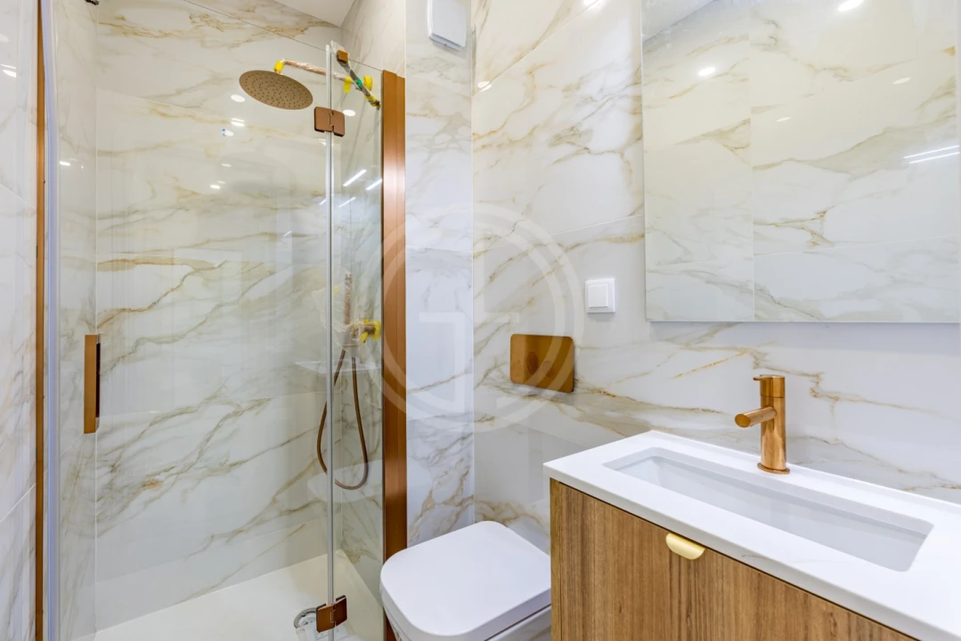 Apartamento T3 para Venda em Quarteira Foto 17