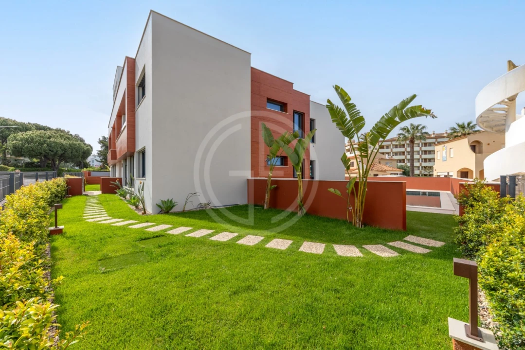 Apartamento T3 para Venda em Quarteira Foto 27