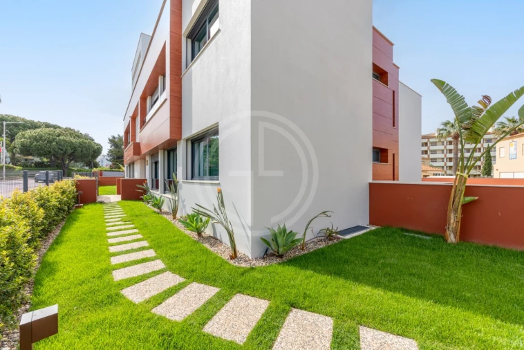 Apartamento T3 para Venda em Quarteira Foto 28