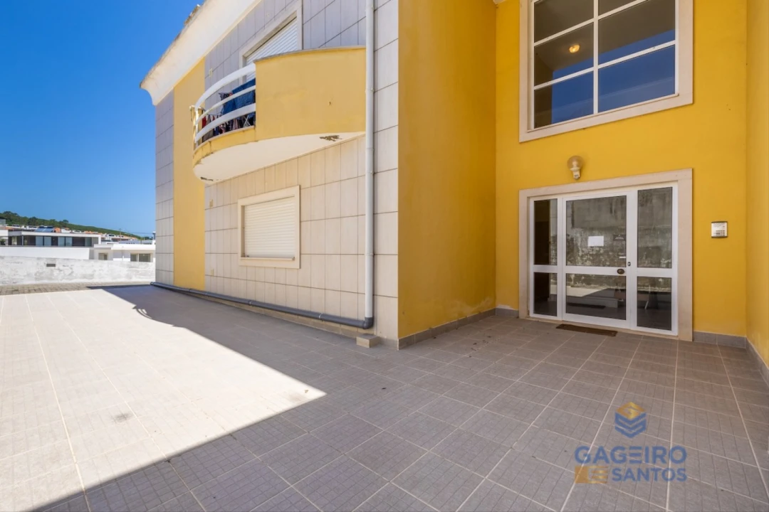 Apartamento T1 para Venda em Tornada e Salir do Porto Foto 20
