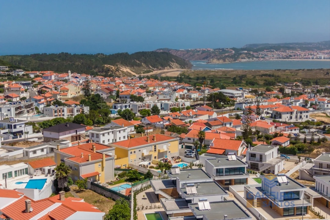 Apartamento T1 para Venda em Tornada e Salir do Porto Foto 23