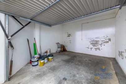 Apartamento T1 para Venda em Tornada e Salir do Porto