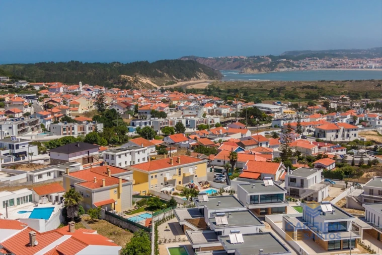 Apartamento T1 para Venda em Tornada e Salir do Porto Foto 23