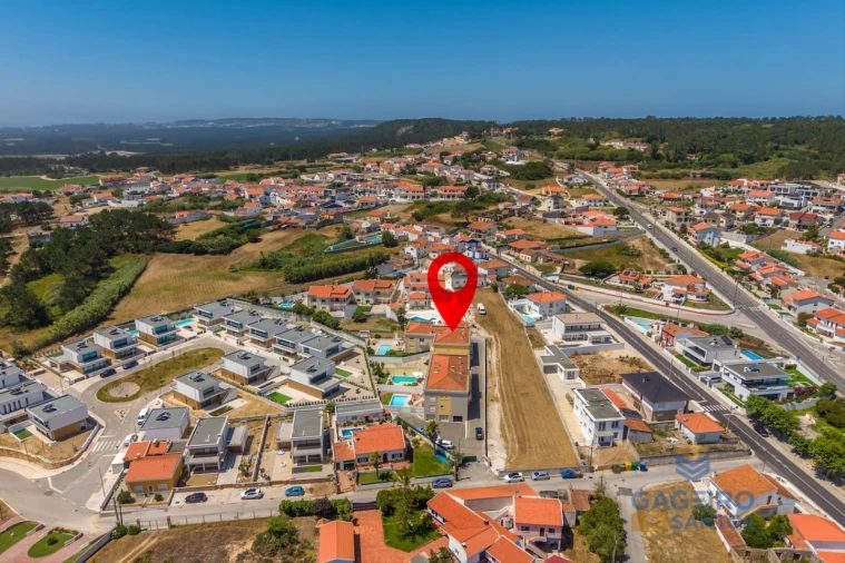 Apartamento T1 para Venda em Tornada e Salir do Porto Foto 37