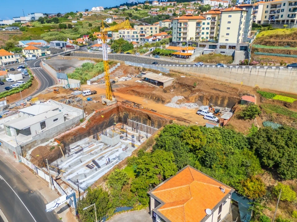 Apartamento T3 para Venda em Caniço Foto 34