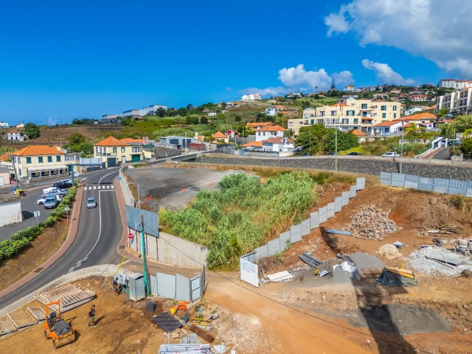 Apartamento T3 para Venda em Caniço Foto 53