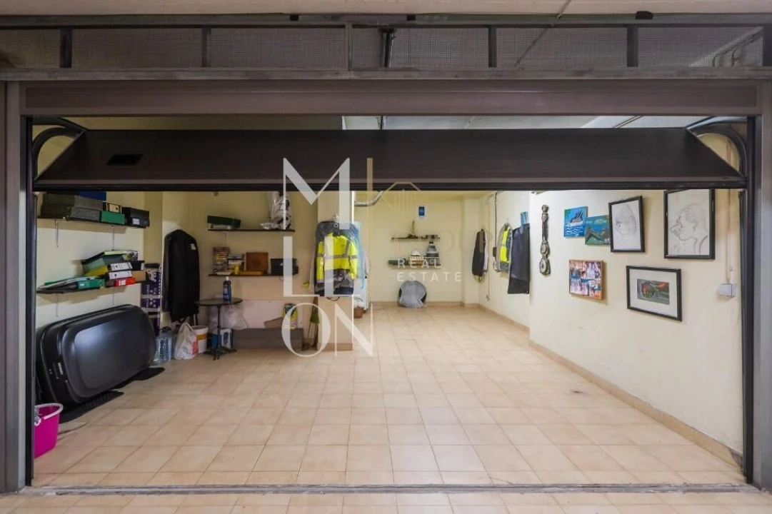 Apartamento T2 para Venda em Agualva e Mira-Sintra Foto 17