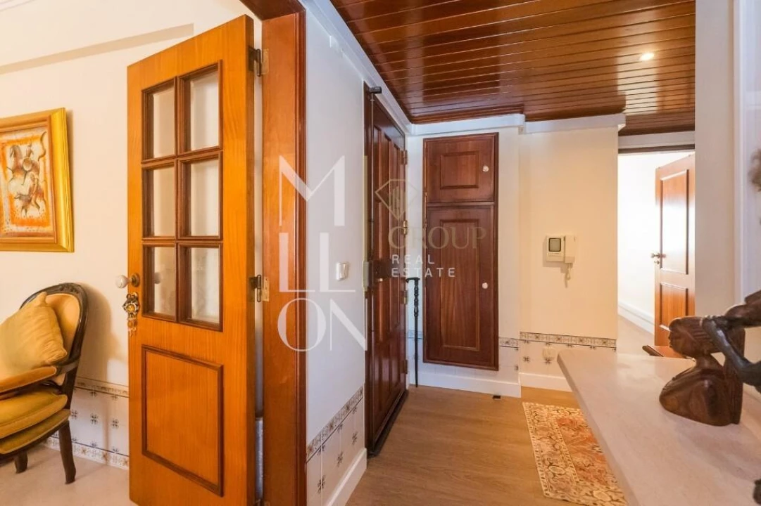 Apartamento T2 para Venda em Agualva e Mira-Sintra Foto 9