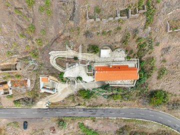 Moradia T1 para Venda em Porto Santo