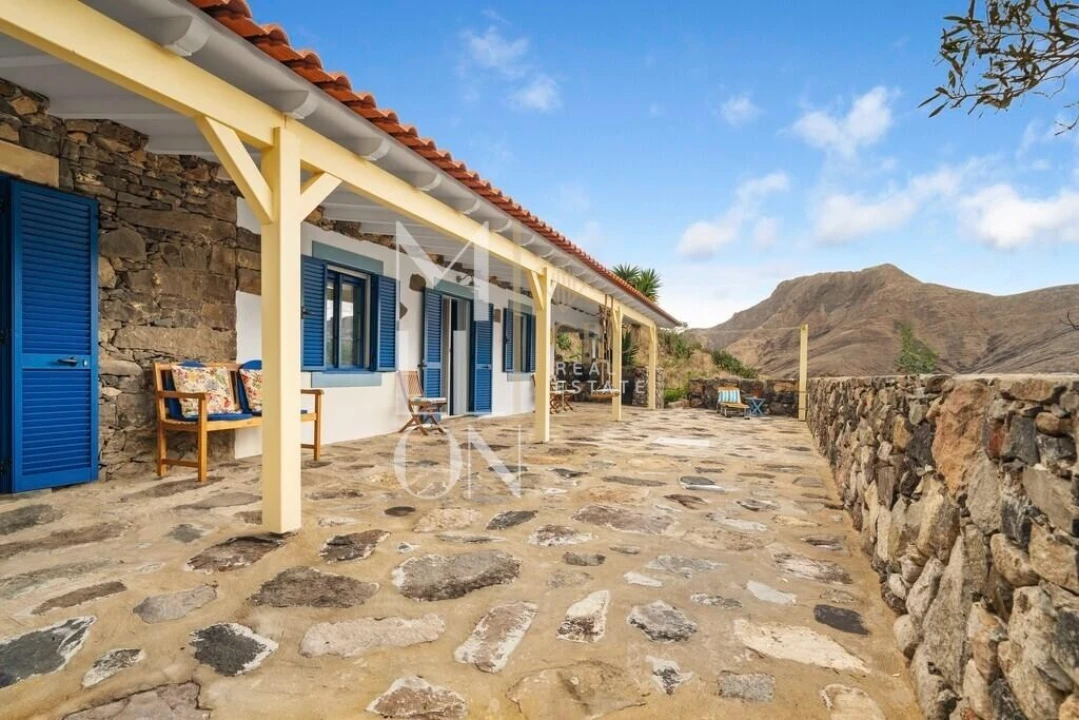 Moradia T1 para Venda em Porto Santo Foto 1