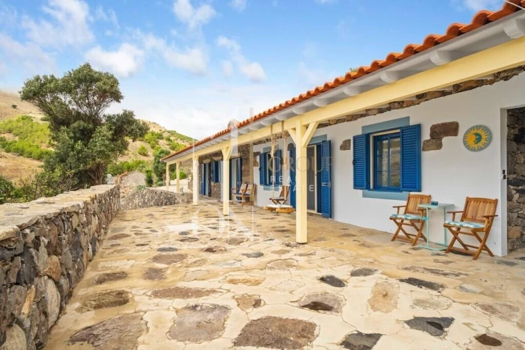 Moradia T1 para Venda em Porto Santo Foto 42