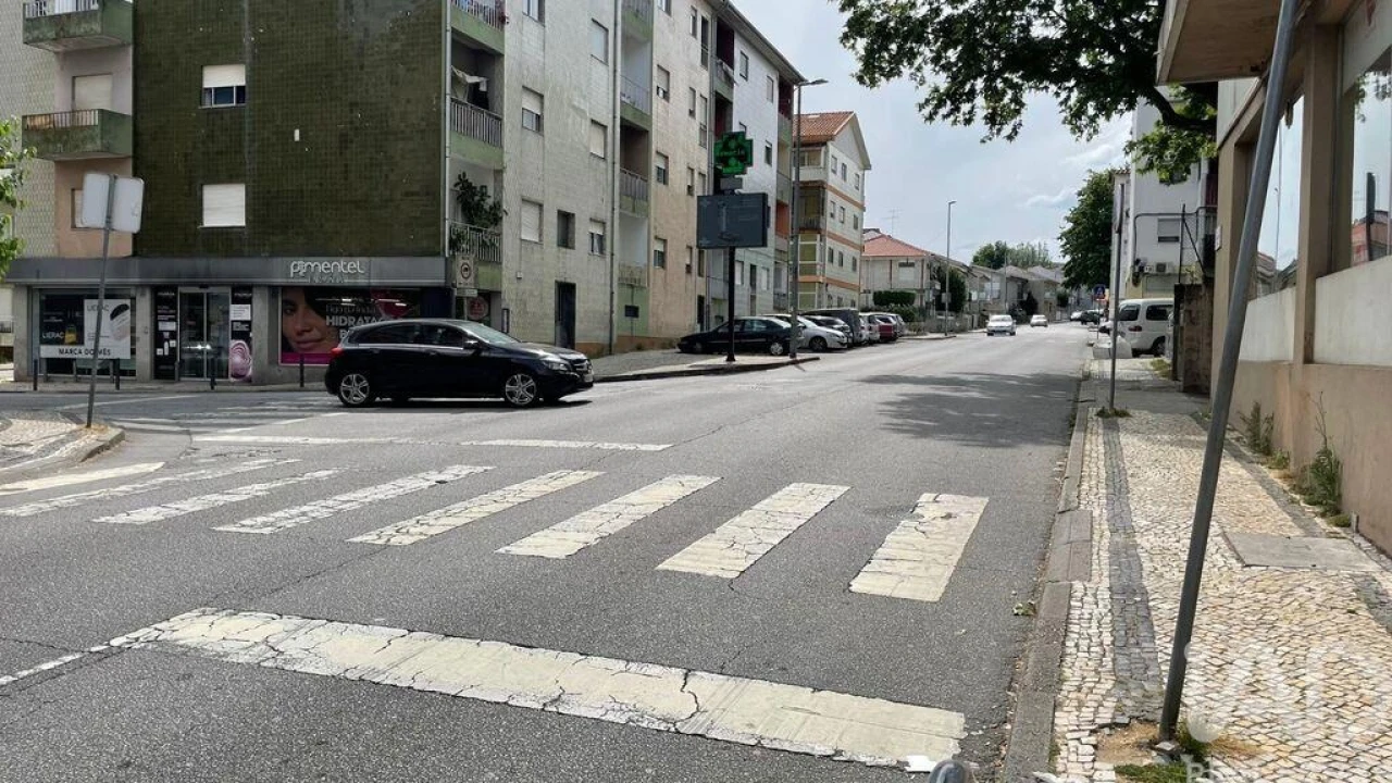 Loja para Venda em São Vitor (Braga) Foto 10