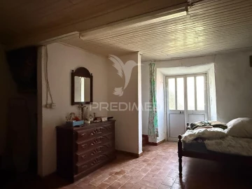 Moradia T4 para Venda em Chãos