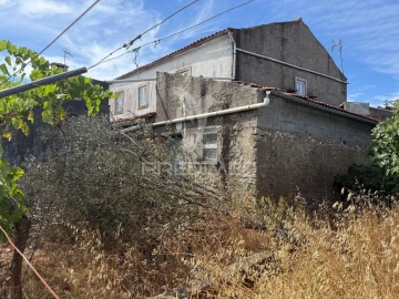 Moradia T4 para Venda em Chãos